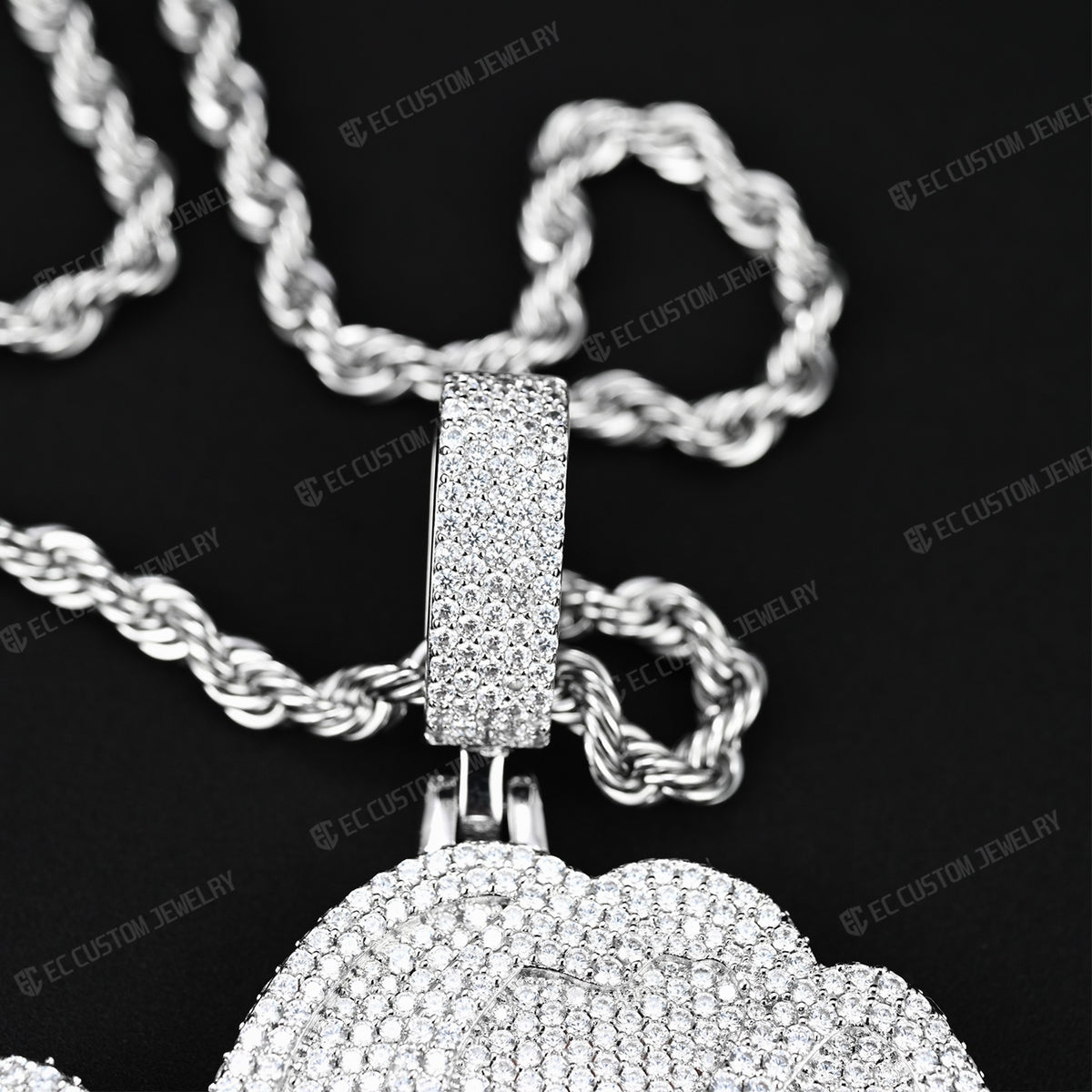 Iced out xo pendant hip hop rapper accessories streetwear outfit for men ken carson playboi carti yvl fans 3
